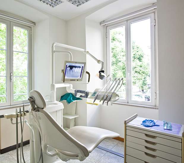 About Us | Nostrand Dental - Dentist Brooklyn, NY 11234 | (718) 513-9685