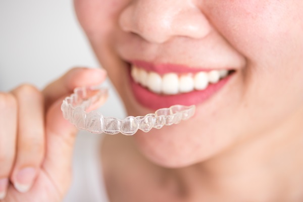 How Do Clear Aligners Work For Teeth Straightening?