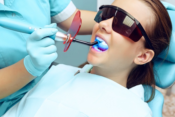 How Does A Dentist Use Laser Dentistry For Dental Cleaning?